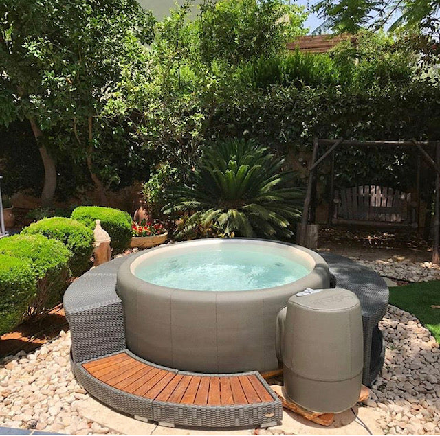 Soft Tubs Canada | Soft-Side Hot Tubs | BayTub Softubs